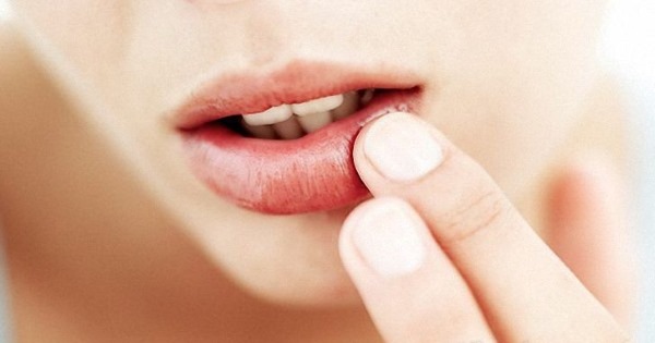 Герпес на губах при беременности в первом, втором, третьем триместре. Чем лечить, последствия для ребенка. Мнения врачей