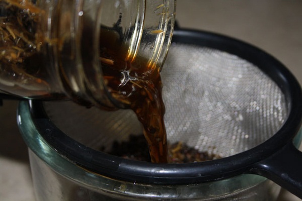 Болит грудь в середине цикла, второй половине, весь цикл. Почему набухла, что делать